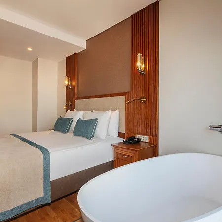 Triton Hotel Istanbul Exterior photo