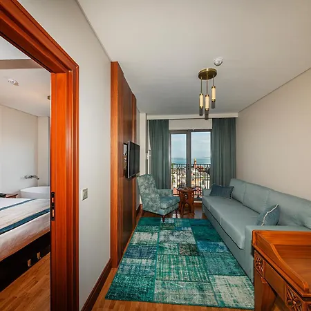 Triton Hotel Istanbul Exterior photo