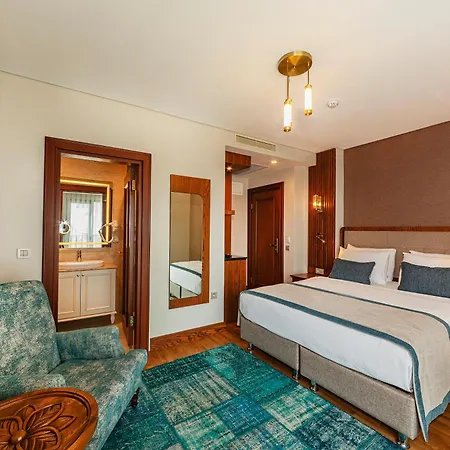 Triton Hotel Istanbul Exterior photo
