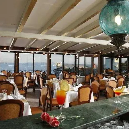 Azade Hotel İstanbul 