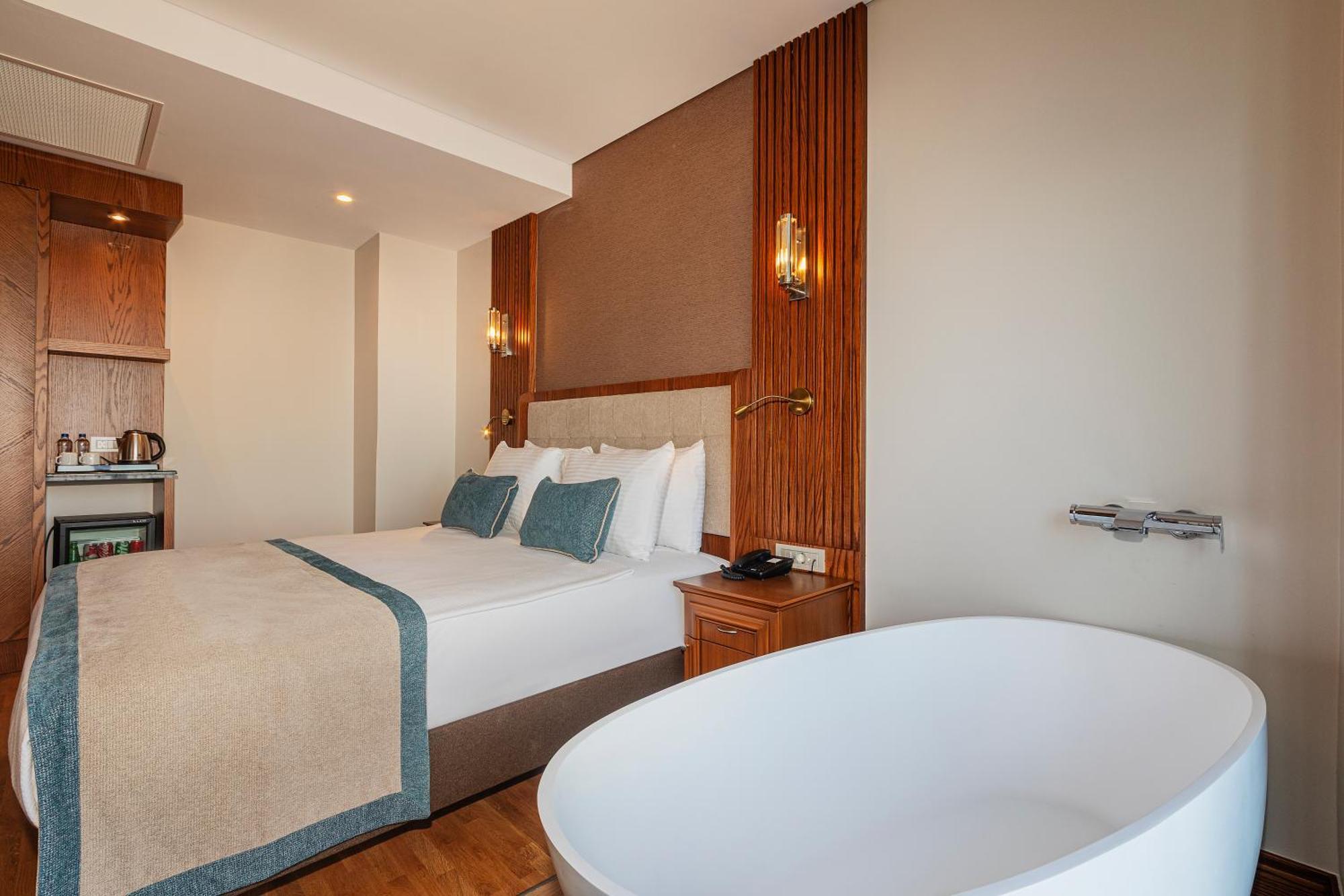 Triton Hotel 4* Istambul