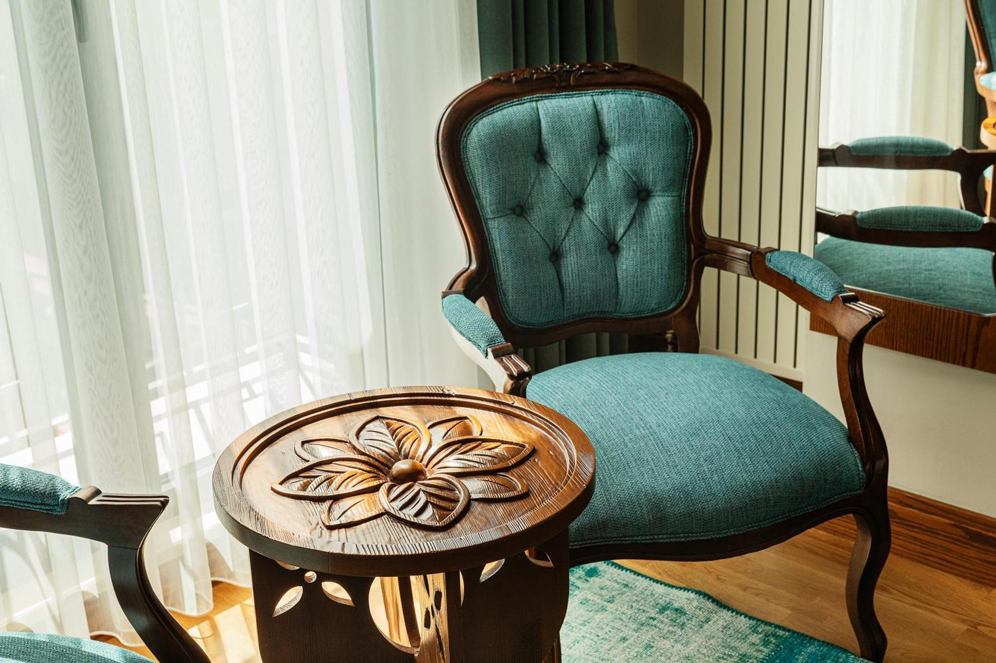 Hotel Triton Hotel 4*