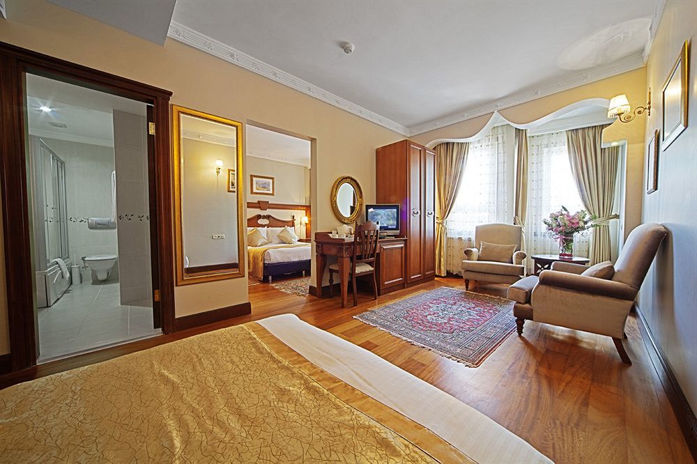 Azade Hotel Istanboel